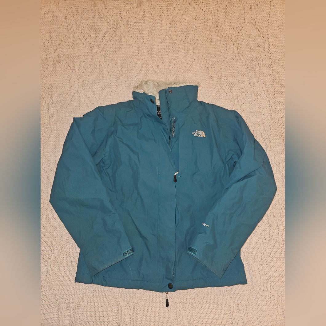 The North Face Women's Teal Sherpa Lined Ski Jacket No Hood